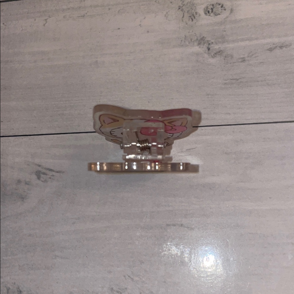 💕💫Hello Kitty Paper Clip💫💕 - Picture 2 of 2